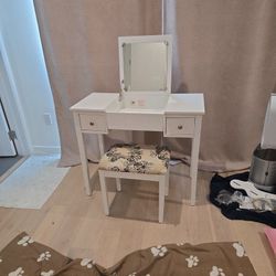 Make Up Vanity