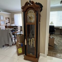 Vintage Colonial Grandfather Clock – Moon Dial, Chimes, Solid Wood Case