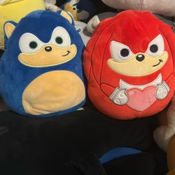Sonic and Knuckles Squishmallow plushies 