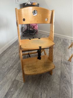 Wooden highchair