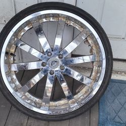  22-inch rims. 5 Lug 