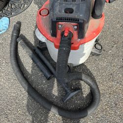 Ridgid wet/dry shop vacuum 5.0hp 12 gallon works good with attachments $50