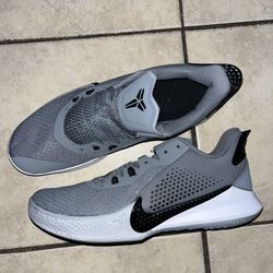 Sz 10 Nike Kobe Cool Grey Rare Mamba Team