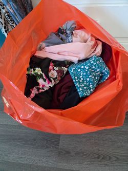Huge bag of women's clothes and shoes