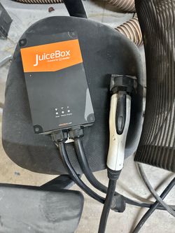 EV Charger Juicebox