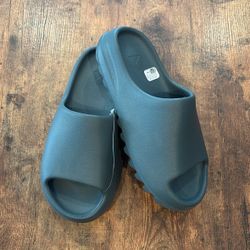 Yeezy Slides