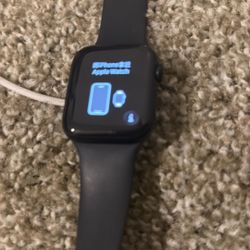  New Apple Watch SE 3 