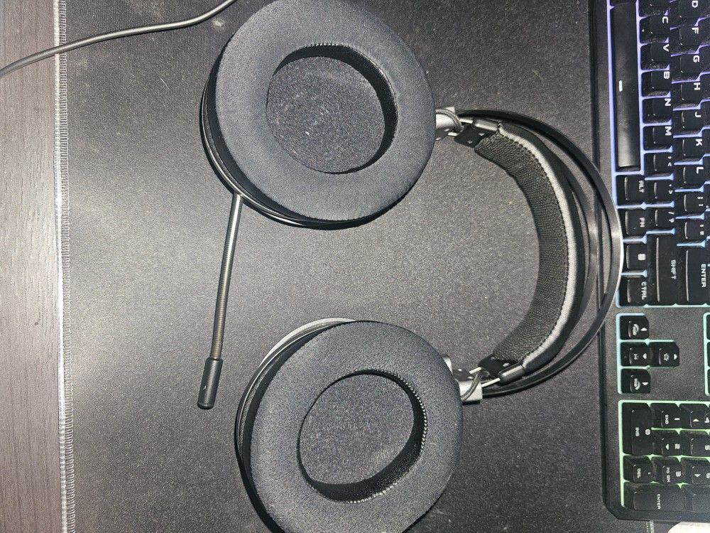 Razer Nari Ultimate Wireless Gaming Headset