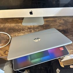 fast snappy upgraded 14inch hp ryzen 3 3200u 6gb ram 128gb ssd 2gb dedicated graphic Vega 3