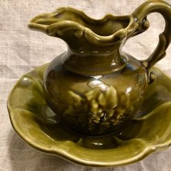 Vintage McCoy Green Pitcher And Basin Set
