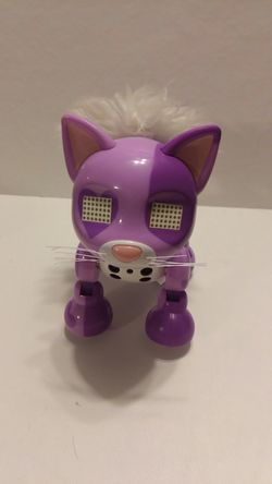 Zoomer Meowzies cat with lights sounds and sensors