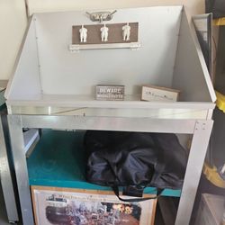 Grooming table,  tub and lift