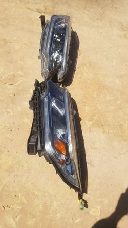 2015 Honda CRV headlighs