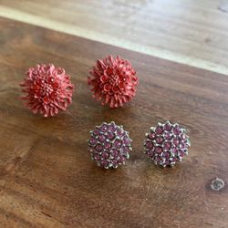 Vintage Screw  Back Earrings 