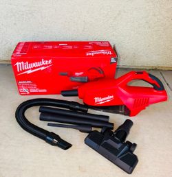 Milwaukee M18 18-Volt Brushless Bagless Cordless HEPA Handheld Vacuum (Tool only) New