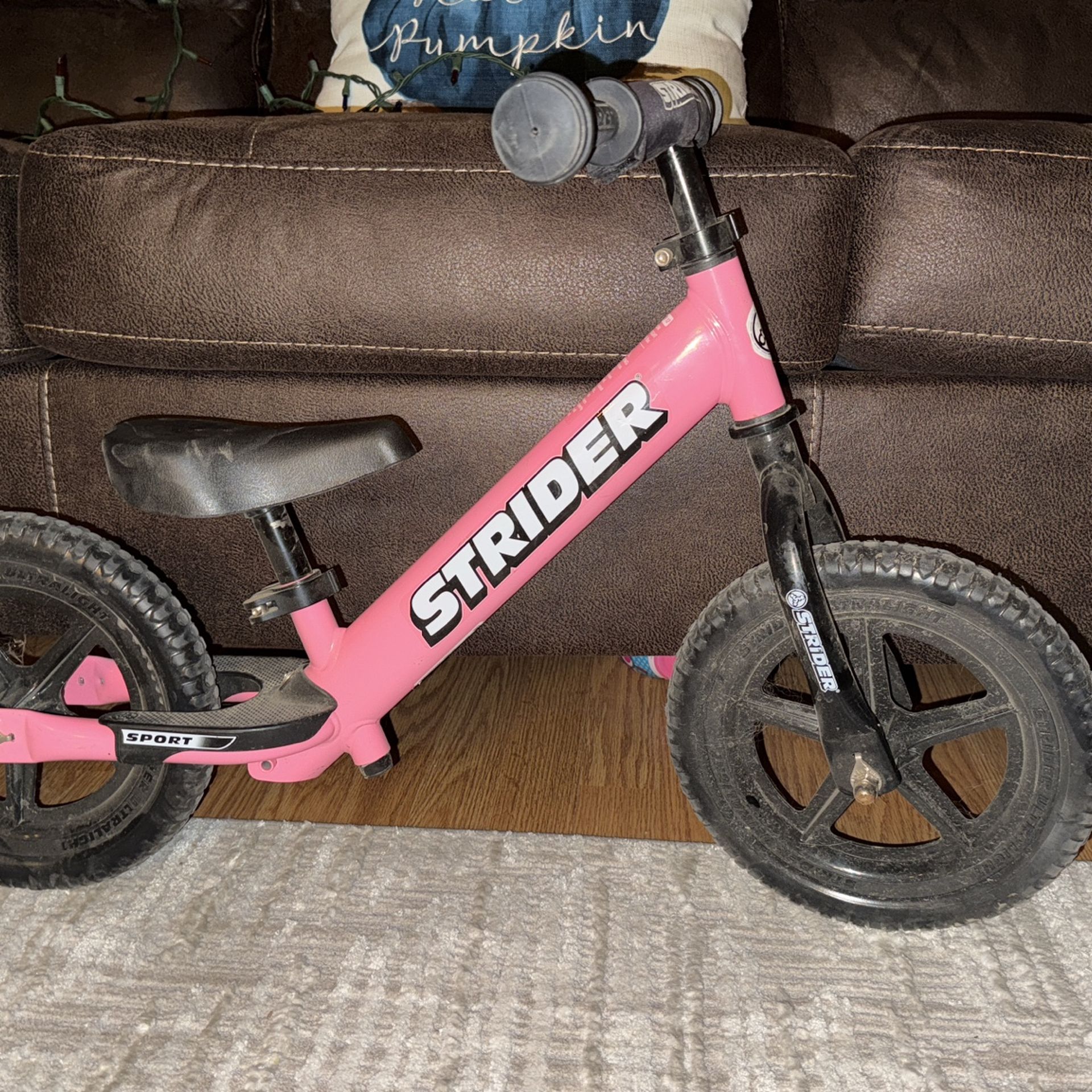 Like New Strider Balance Bike