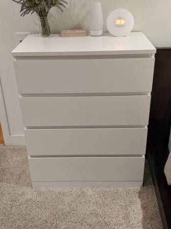 Glossy Dresser - almost new