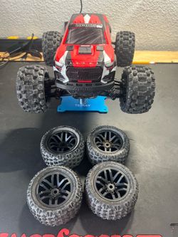 ARRMA Granite Grom 1/18 scale 4x4 2s