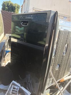 Dish washer