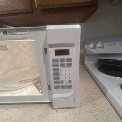 GE GCST14S1WWW Microwave Oven