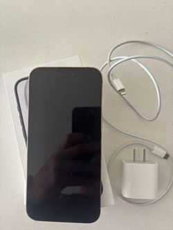 iPhone 14pro max (NEW) UNLCOCKED)
