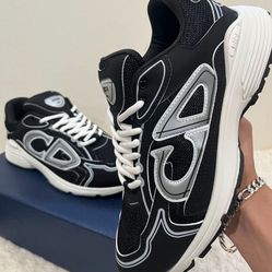 Dior Shoes B30