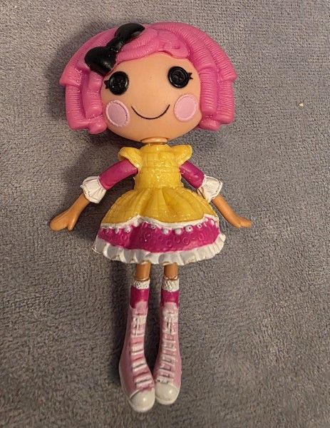 Mini Lalaloopsy Crumbs Sugar Cookie doll