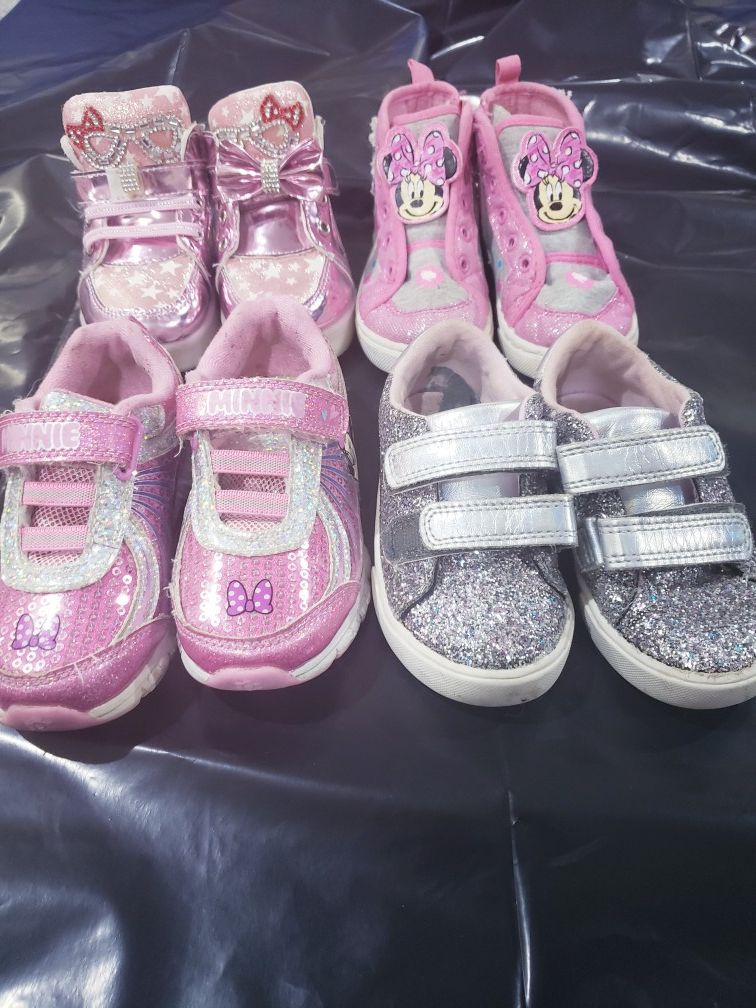 Girl toddler sneakers. Size 7
