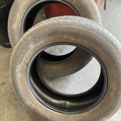 255/60/18 Kumho
