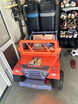 Bluey 12v ride on jeep