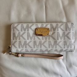Michael Kors Jet Set Travel Continental Zip Around Wallet Wristlet
