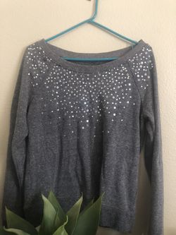 AE size m could go off shoulder