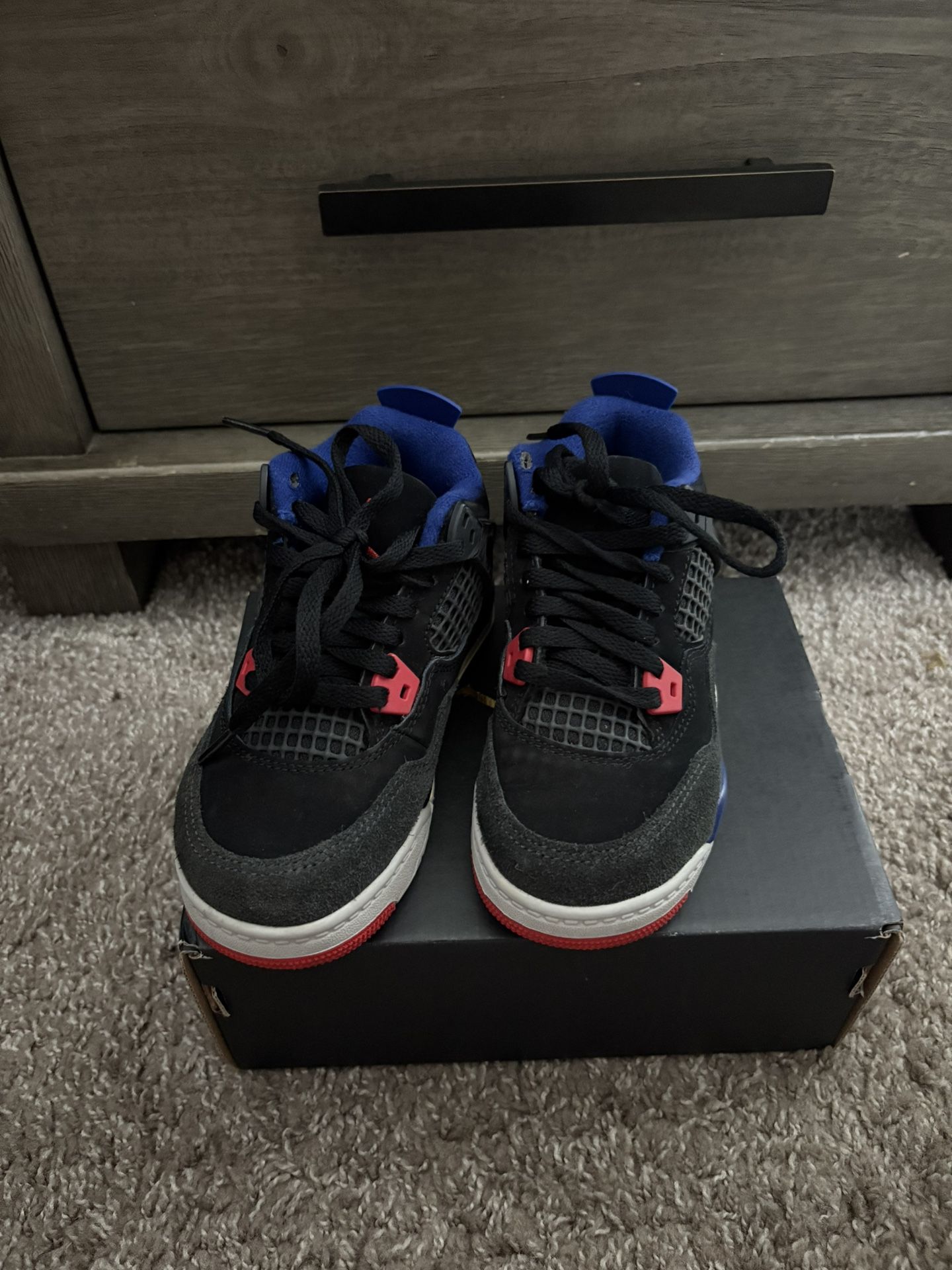 Jordan 4s 11c