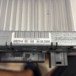 BMW M3 2006-2010 Stereo Amplify Fiver Optic Original 