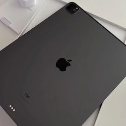 iPad Pro 12.9 inch 4th generation