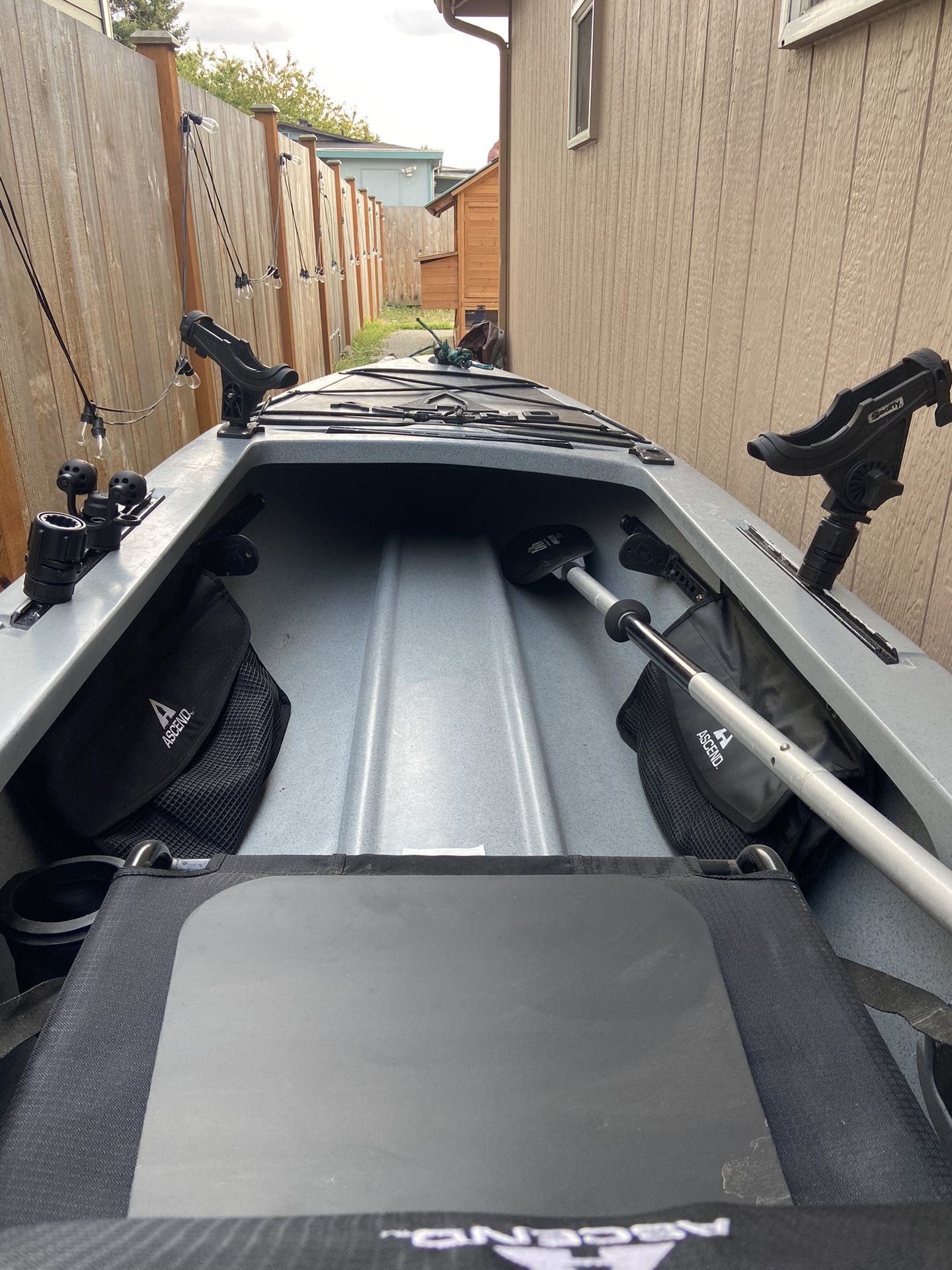 Ascend h12 Hybrid Kayak for Sale in Lake Stevens, WA OfferUp
