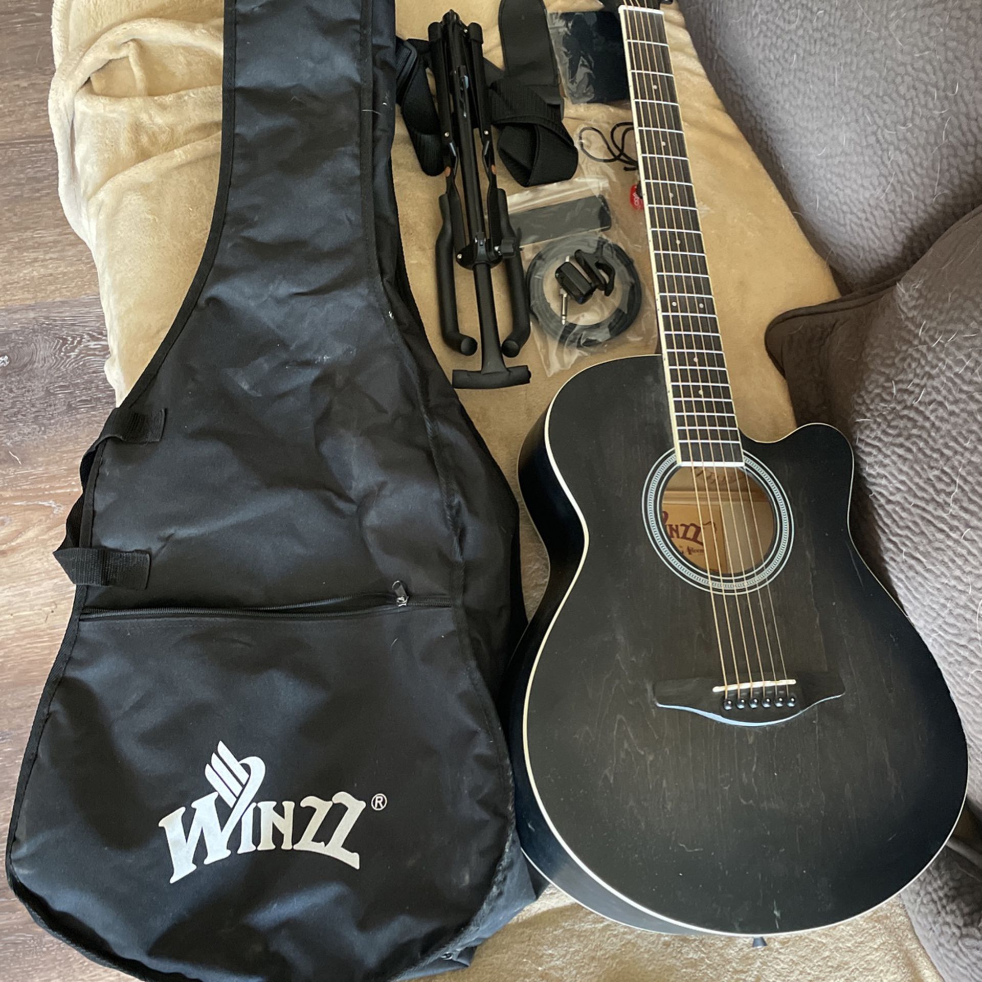 40” Winzz Guitar