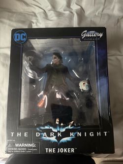 Diamond Select Toys Joker statue