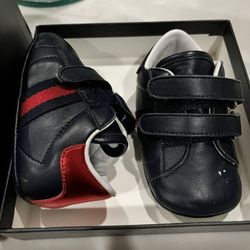 Gucci Baby Leather Sneakers