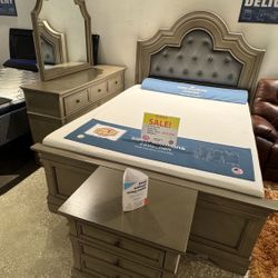 Summer Blowout Sale. Frisco Solid Wood Bedroom Set Now Only $799. Easy Finance Option. Same-Day Delivery.