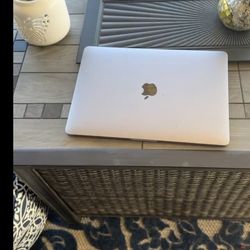 macbook pro touchbar