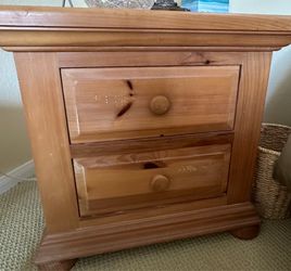 Pine dresser and nightstand