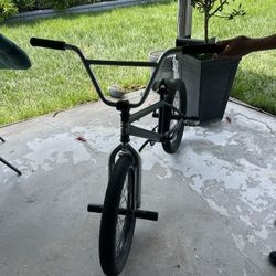 mongoose bmx 20 inch. 