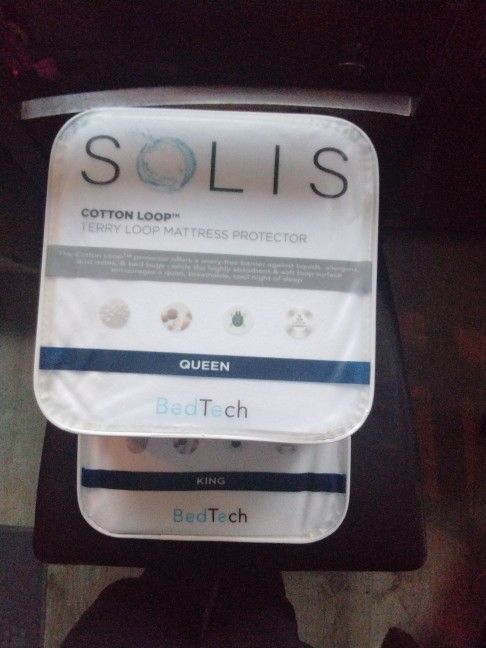 King or Queen?\nCotton loop , mattress protectors , brand new , get them cheaper here.