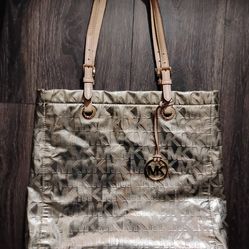 Michael Kors XL Metallic Gold Jet Set Tote