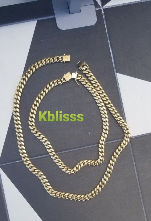 ($100 Each)14k Gold Plated Miami Cuban Link Chains...Available For Pick Up Or Delivery