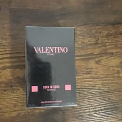 Valentino 