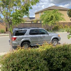 2002 Toyota Sequoia