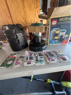 Century Primus Quiet Light Propane Lantern Model 706501 with Carrying Case and Extra Mantles