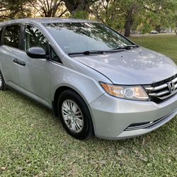 2015 Honda Odyssey LX